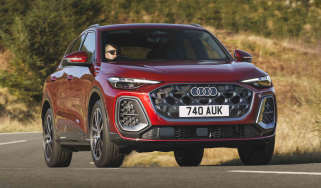 Audi Q5 - front cornering